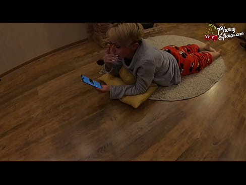 ❤️ እብድ ብላንዴ የሚጠባ ግዙፍ ዲክ መምጠጥ እና በላዩ ላይ መወርወር - የፊንጢጣ ወሲብ ❌  በፖርኖ %am.moresexmovies.ru